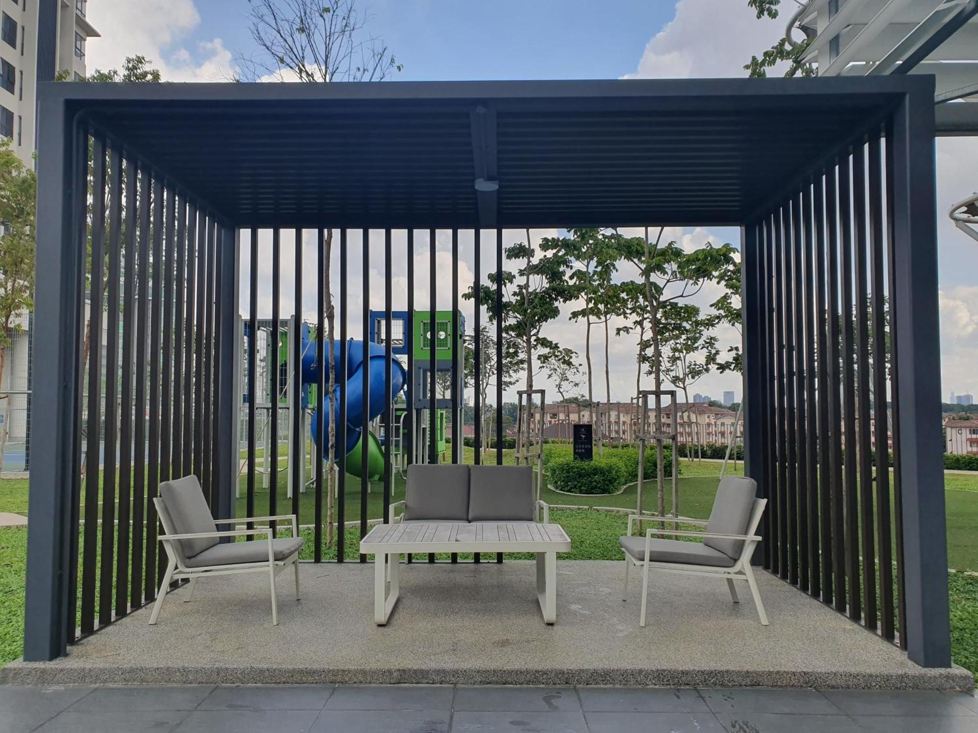 Highpark Suites At Petaling Jaya, Kelana Jaya By Plush מראה חיצוני תמונה